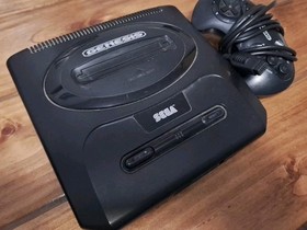 Sega Genesis Model 2 Console System Bundle Lot Tested Working Great Condition 
