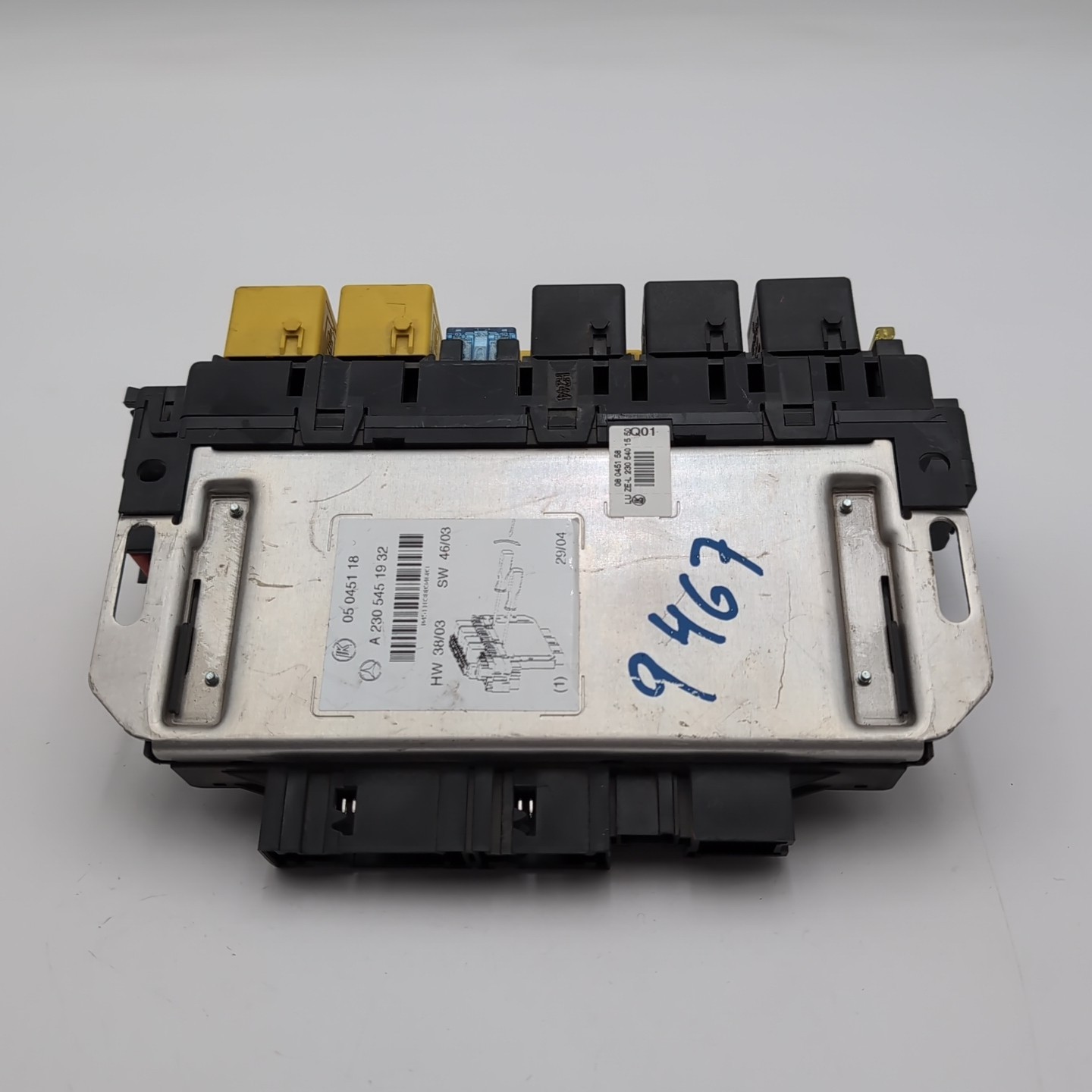 2003 - 2012 Mercedes R230 SL500 SL55 AMG Front Left SAM Fuse Box Module OEM