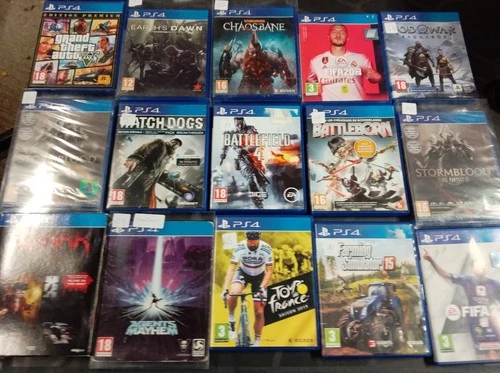 Lot 15 jeux PS4 sont 2 steelbook