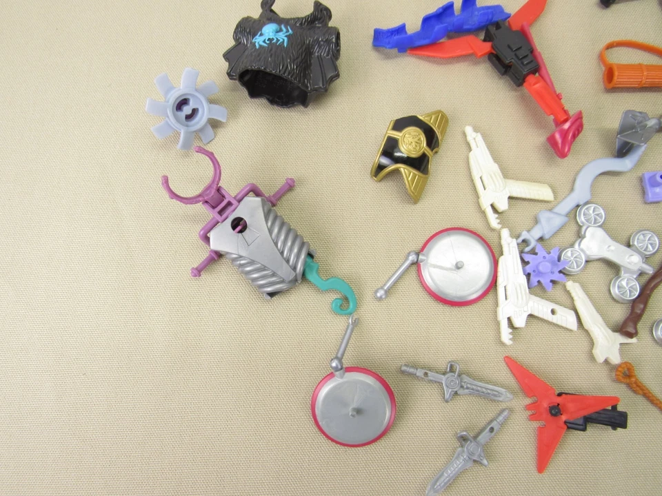 Gran Lote de Accesorios para Figuras de Acción Armas Pistolas Soportes X-Men Power Rangers Foto 2 de 4