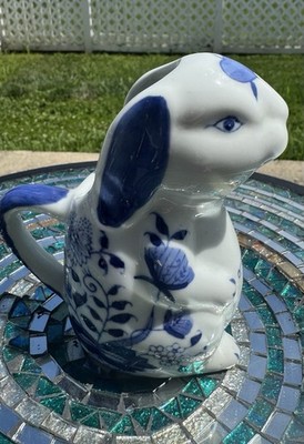 Baum Bros. Formalities bunny rabbit Easter picture creamer flo blue 5  Tall