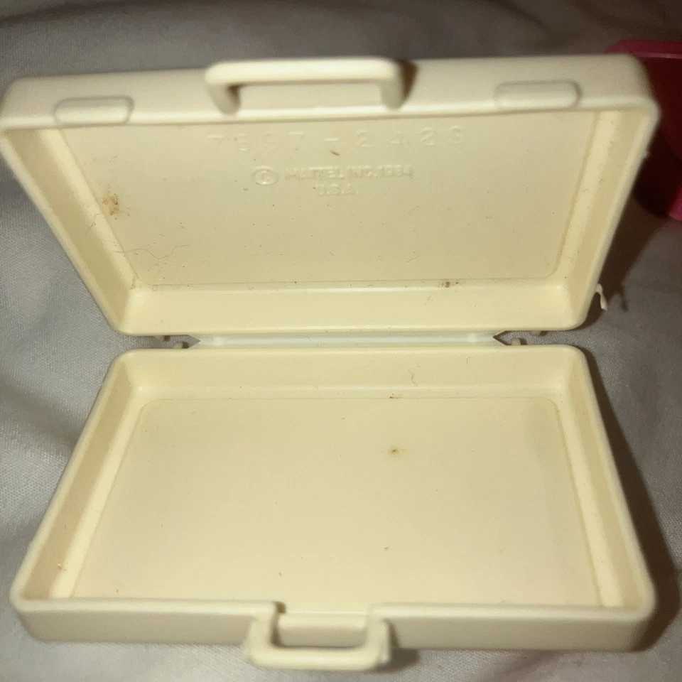 Mattel кукла Barbie винтажный 1984 день до ночи белая шляпа/портфель с содержимым - Изображение 3 из 3