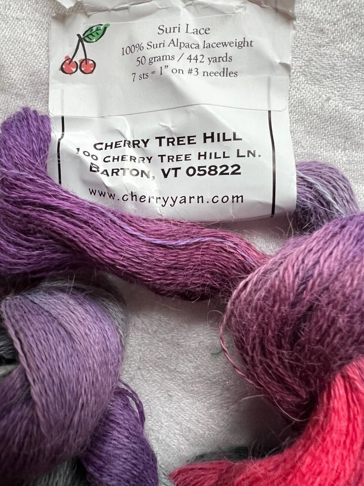Cherry Tree Hill Suri renda pintada à mão 1 Hank "Gypsy Rose" 100% Suri Alpaca - Imagem 3 de 3