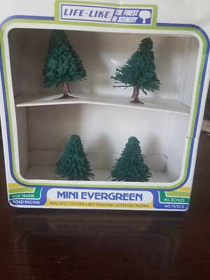Lebensechte Mini Evergreen Bäume