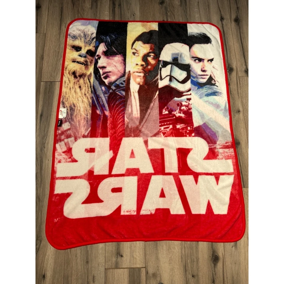 Star Wars Fleece Blanket Featuring Rey Kylo Ren Finn & Chewbacca By Northwest - Image 3 of 3
