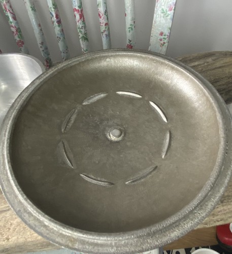 Vintage Harvest Yellow Small Lidded Frying Pan Skillet Retro Kitchen Aluminium - Picture 8 of 12