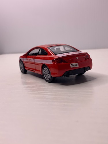 Welly No. 42368 Peugeot 407 Coupe Red Fire Department Vintage Die Cast Car - Picture 6 of 19