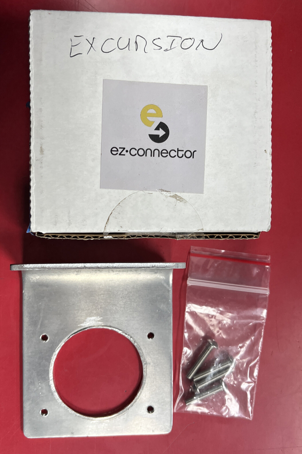 EZ-CONNECTOR S7-61 HB Bracket Aluminum For 7-pin Round Excursion Super Duty