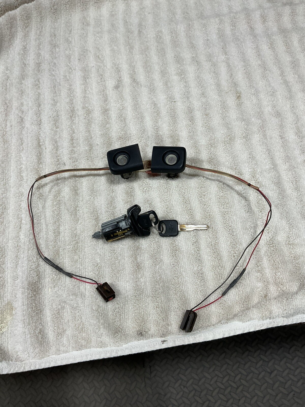 Picture 1 of 5