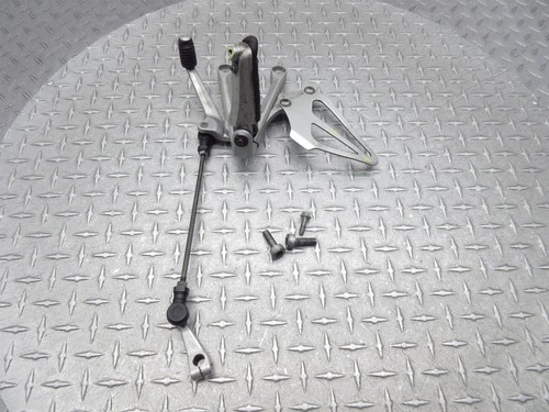 01-03 Honda CBR600 F4i 2002 juego delantero izquierdo trasero palanca de cambios soporte reposapiés - Imagen 4 de 11