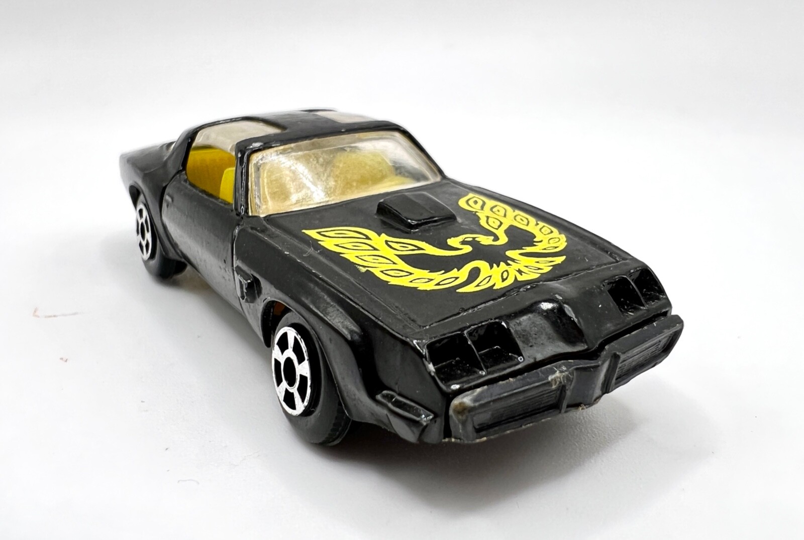 did the trans am in smokey and the bandit have t-tops did the trans am in smokey and the bandit have t-tops