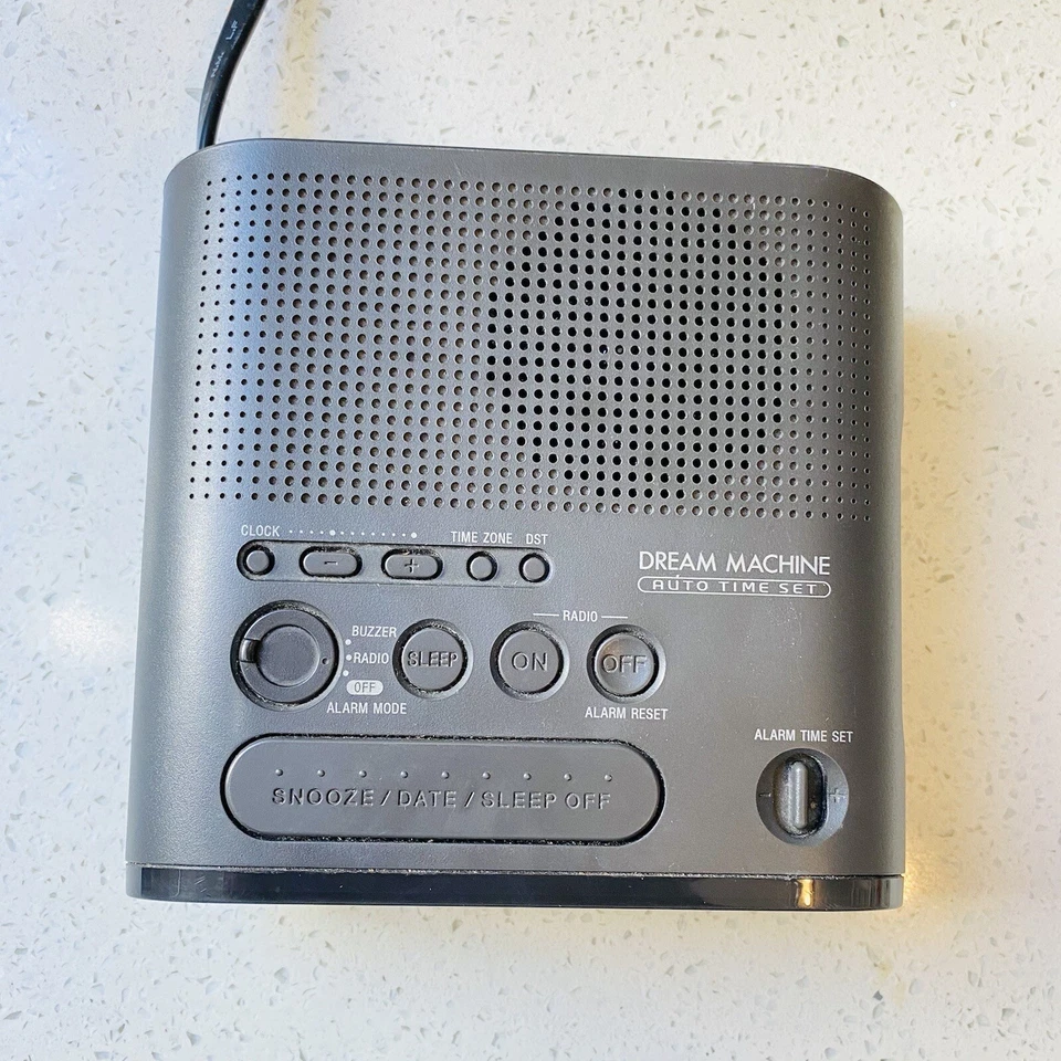 Sony Dream Machine AM/FM Dual Alarm Clock Radio Model ICF-C218 Green Display - Image 2 of 4