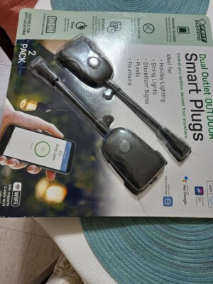 Smart Plug 2 Pack/ Brand new in an open box/ Black/ Never used