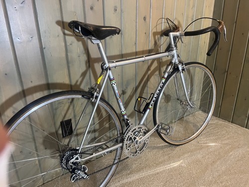 Prestige Peugeot Road bike Vintage Campagnolo Campy 77 or 78 Peugeot PY-10 CP