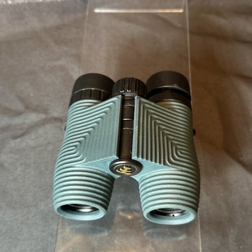 Nocs Provisions Standard Issue 8x25 Waterproof Binocular - Picture 3 of 4