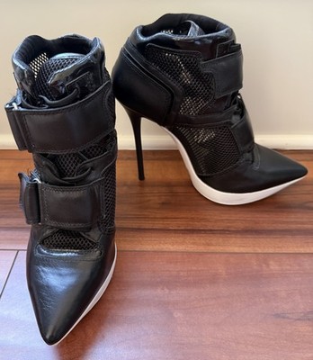 DKNY Black Mesh Stiletto Booties Pointed Toe Sneaker Heels Size 9/40 Strappy