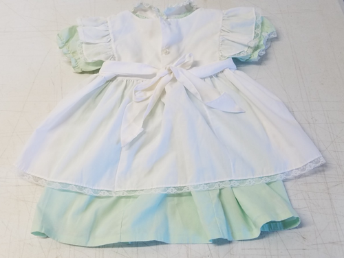 Abito bambina vintage verde menta con ricamo floreale pinafore fumè 3411JR - Foto 7 di 11
