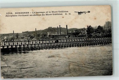 13156912 - Suresnes Aeroplane evolution au dessus du Mont-Valerien