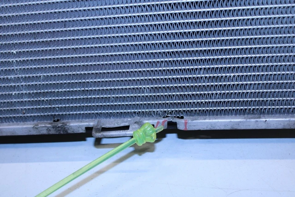 Conjunto de condensador de aire acondicionado Mercedes-Benz ML350 2012-15 3,5 L 099-500-00-02 OEM *ReaD* Foto 4 de 4