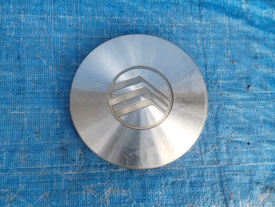 Tapa central de rueda mecanizada Mercury Sable Grand Marquis 98 99 00 01 02 F6DC1A096EA Foto 2 de 4