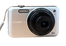 Samsung ES78 14.2MP Digital Camera - Silver R30 