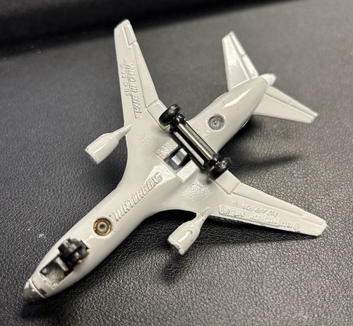 Matchbox Int’l Ltd 1973 Continental Airlines SB13 DC-10 Die Cast Airplane Jet - Picture 11 of 12