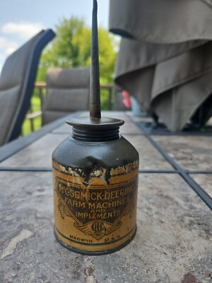 IH McCormick Deering Farm Machines Oil Can Leo Hiltgen FREDONIA, WIS WISCONSIN