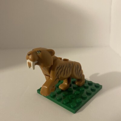 Pre-Owned LEGO ANIMAL MINIFIGURE Rare SABERTOOTH TIGER Saber Tooth - Main Image