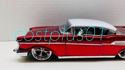 Jada TOYS ミニカー　DUBCITY●1957 CHEVY BELAIR JADA DUB CITY OLDSKOOL 1957 BEL AIR 1:24 RED WITH WHITE TOP KMC