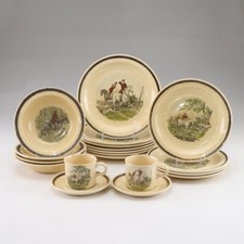 Vtg Royal Worcester (Herring Hunt) Palissy England, 19pc Dinnerware set