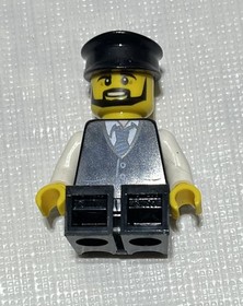 LEGO City 60102: Airport VIP Service Limousine and Driver Minifigure
