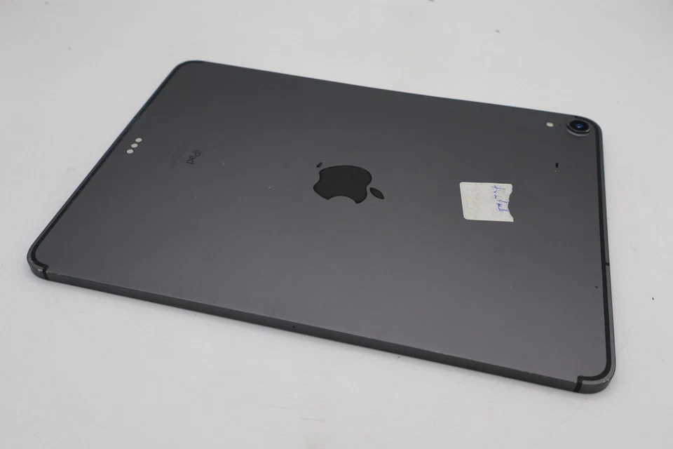 Apple iPad Pro 2018 11 Zoll 64GB LTE A1934 Grau Displayschaden / DEFEKT #5858 - Bild 4 von 4