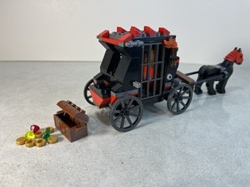 LEGO Castle: Gold Getaway (70401), Complete