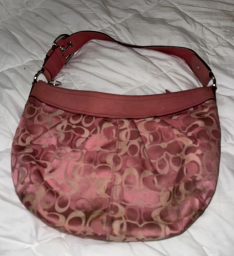 11,5 x 15,5 ~ Coach Signature Sufflette rosa doppia C design tela bordo pelle - Foto 9 di 17