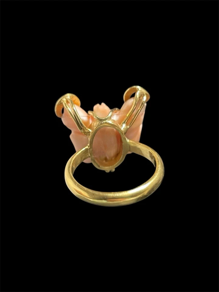Anello Artigianale in Argento 925 Placcato Oro con farfalla in Corallo Rosa - Immagine 4 di 4