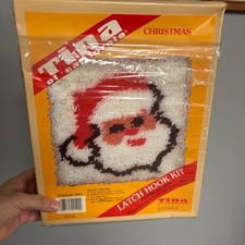 Vtg Tina of California Santa Claus Latch Hook Kit Christmas Pillow CH931 1983