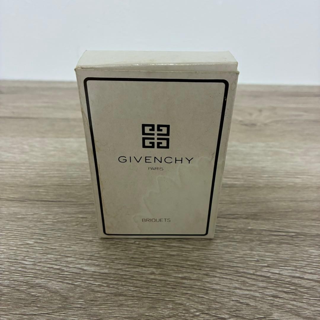 Givenchy Red Two-tone Lighter Collector Case Card Used thumbnail 7