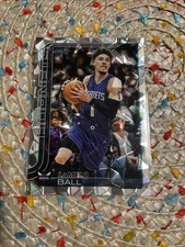2025-26 Topps Flagship LaMelo Ball #67 - Diamante Foil
