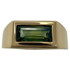 GIA Certified Vivid Green Untreated Australian Sapphire 18k Gold East West Ring