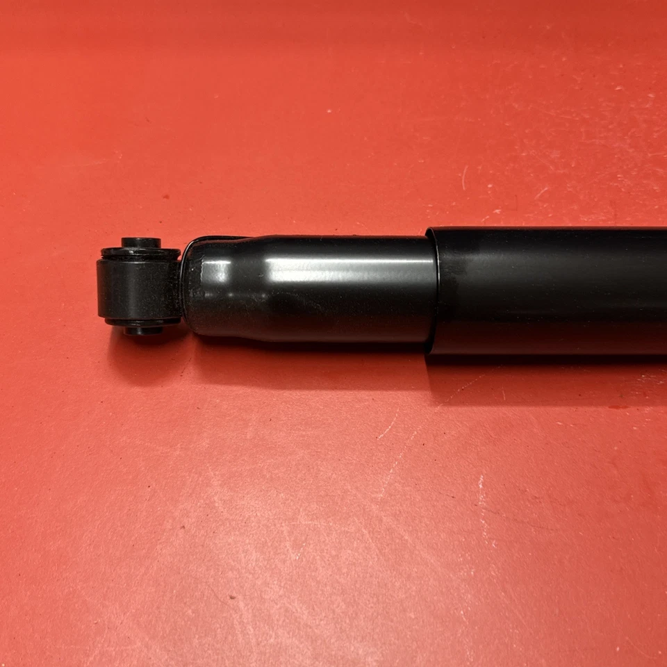 Amortiguador trasero Gabriel 89632 para 84-93 Daytona 85-89 Chrysler Executive Limo Foto 2 de 4