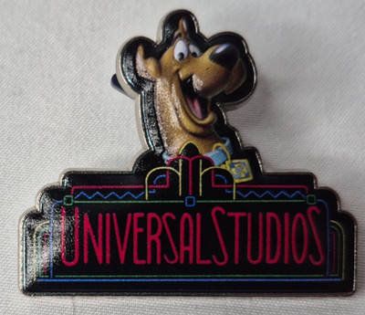Universal Studios Mystery Retro Collection Limited Edition Pin-Scooby-Doo