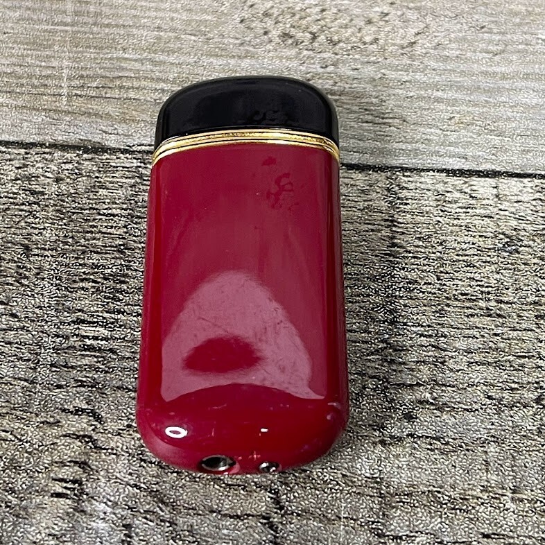 Red With Gold Trim 655 Collectible As Is