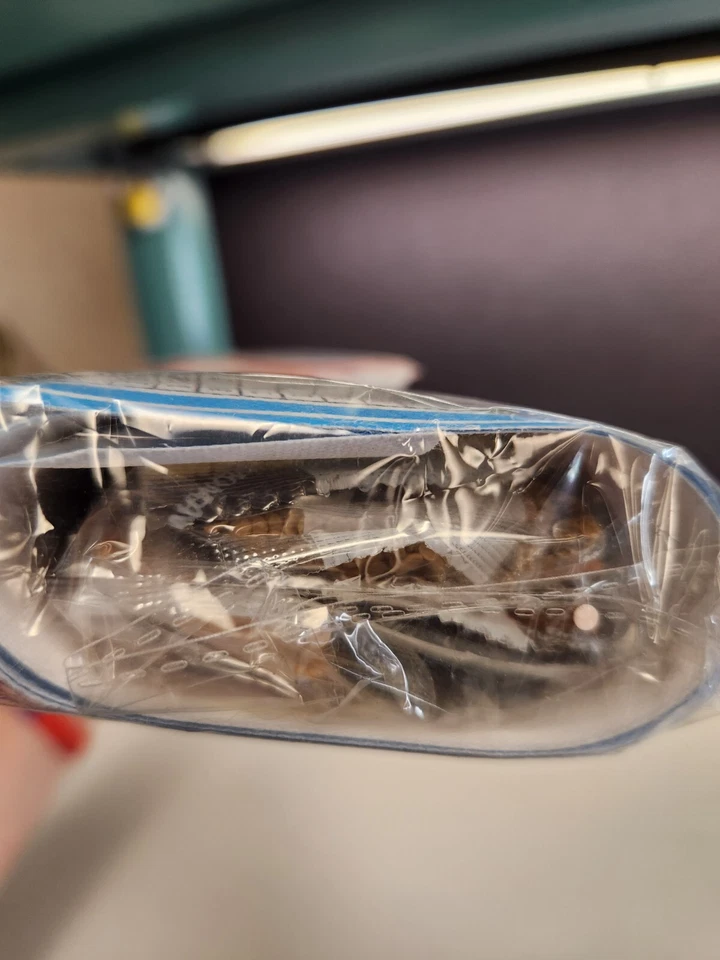 Woman In Gown Diamond Painting Kit, Round Drills, 50cm x 75cm, Diamond Art - Image 4 of 4