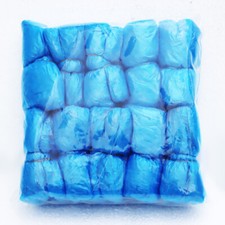 100 un. Cubiertas de plástico desechables para zapatos PE Cubierta de zapatos Bandas de goma elásticas altas