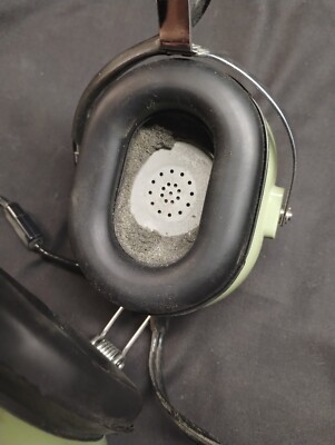 Vintage DAVID CLARK Model H10-40 Pilot's Aviation Headset with Mic