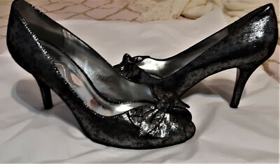 Nina Women Black Dressy Pumps Peep Toe Size 8.5 M Silver  display picture 1