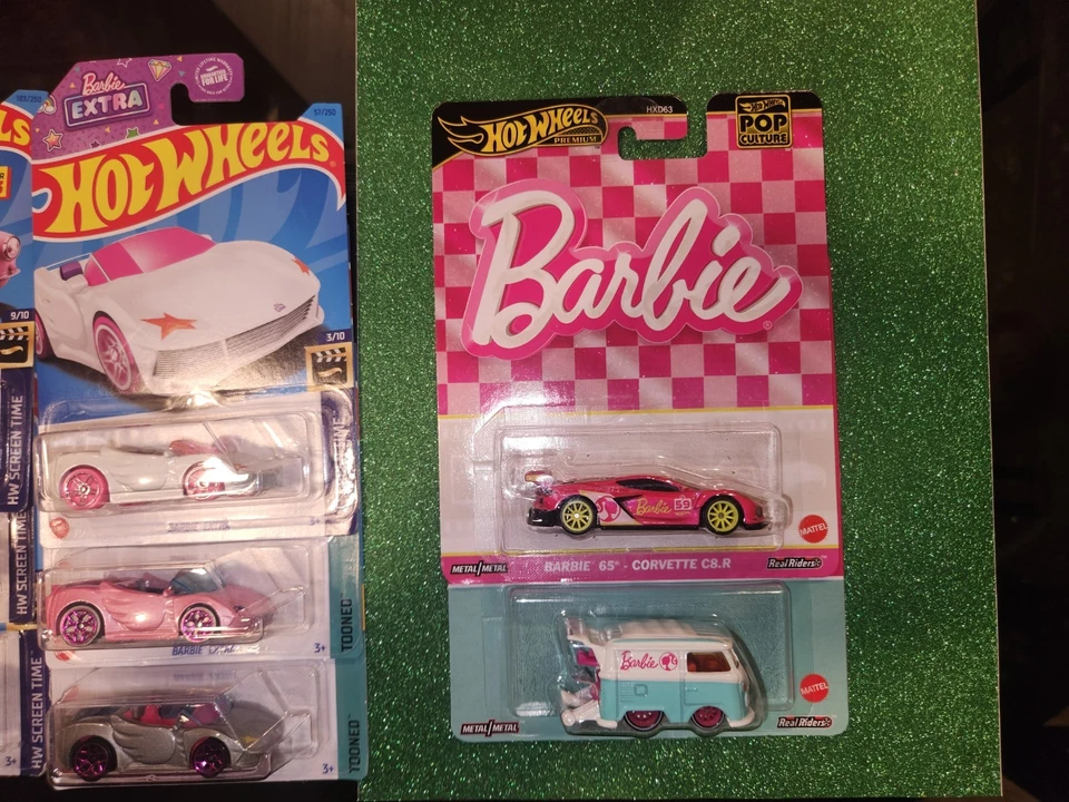 Colección Extreme Barbie Hot Wheels. Feliz Navidad a alguien. 16 piezas. Foto 3 de 4