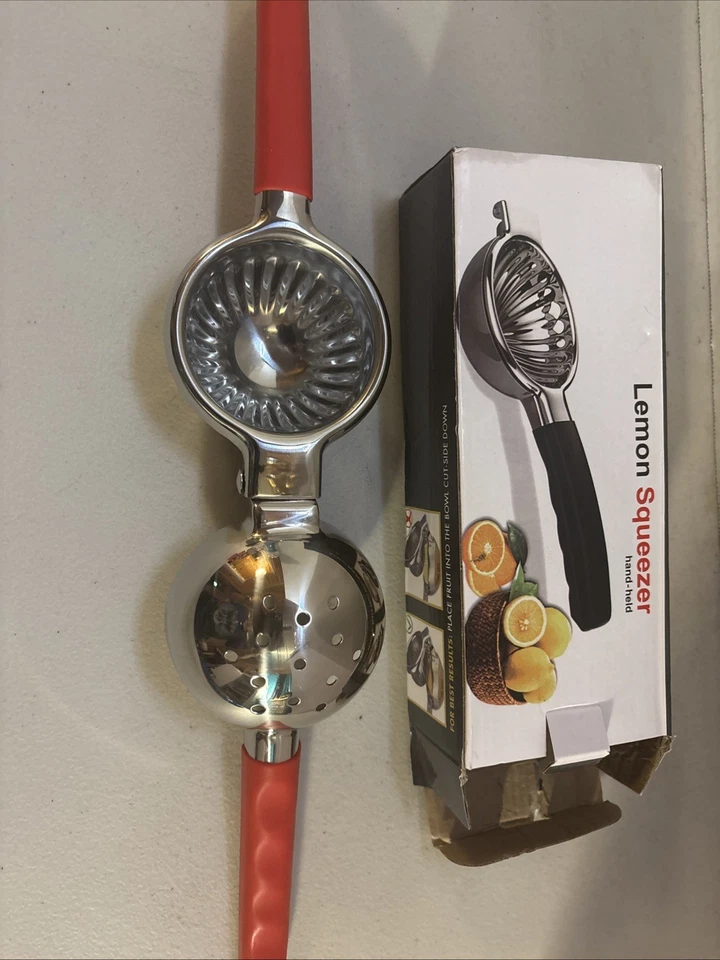 13 Hole Juicer. Professional Grade Stainless Steel No Rust With Silicone Handles - Image 3 of 4