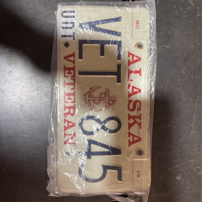 Alaska Veteran License Plate VET 845 Collectible Souvenir