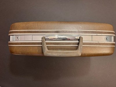 Vintage 18x15x6 Samsonite Silhouette Jet Pack Hard Shell Suitcase w/Original Box
